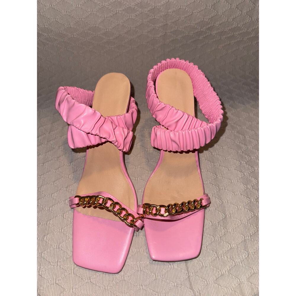 Pink open toe Gold accent chain Heel